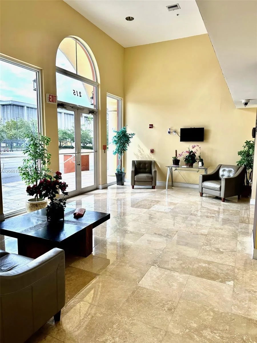 215 SW 42nd Ave # 401, Miami, FL 33134 photo 2