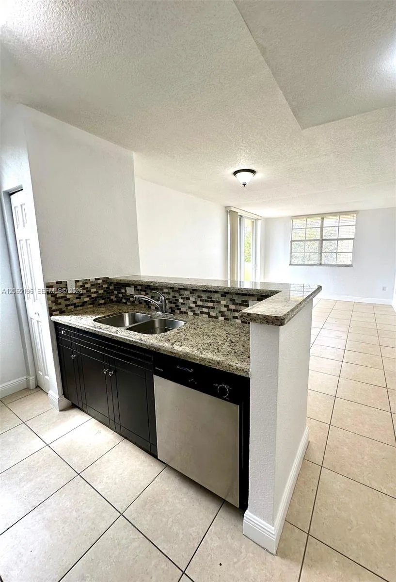 215 SW 42nd Ave # 401, Miami, FL 33134 photo 7