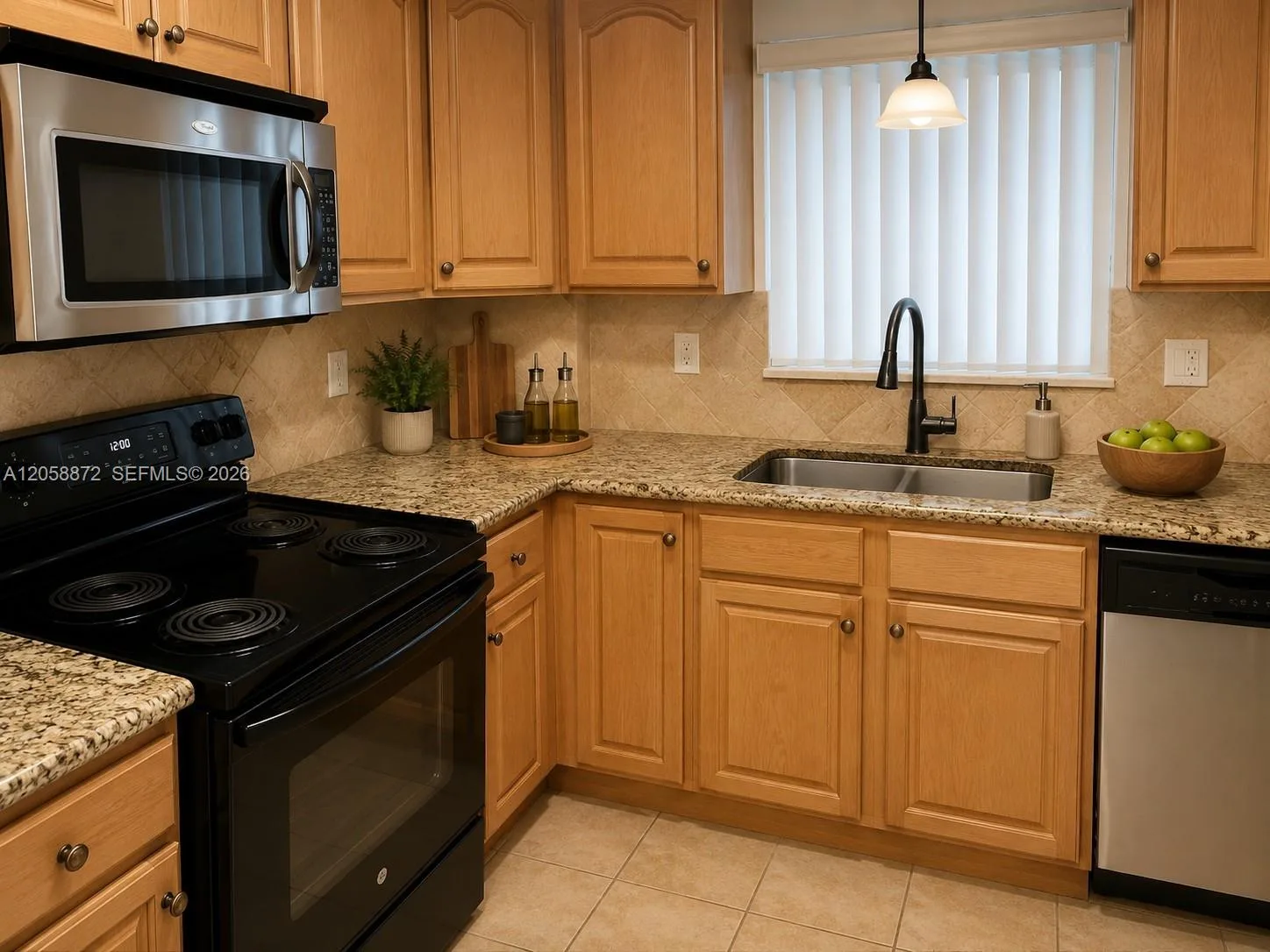 180 NE 12th Ave # 16E, Hallandale Beach, FL 33009 photo 3
