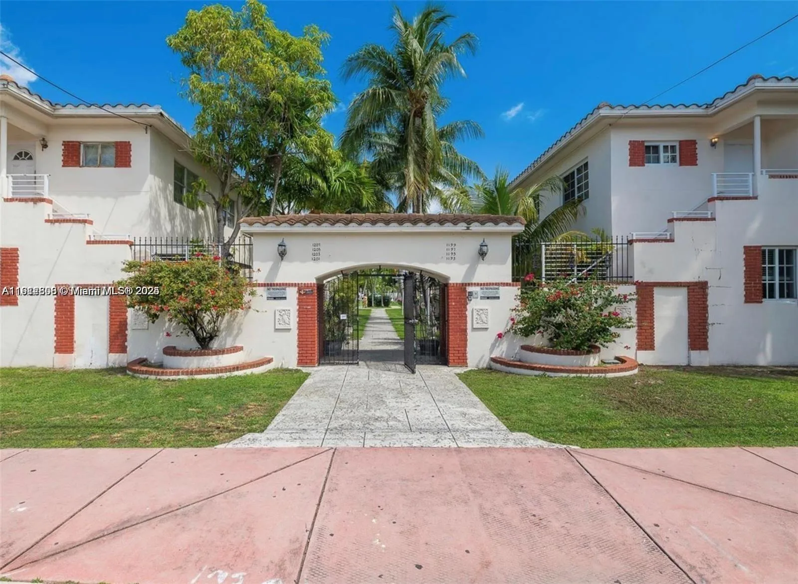 1197 Marseille Dr # 12, Miami Beach, FL 33141