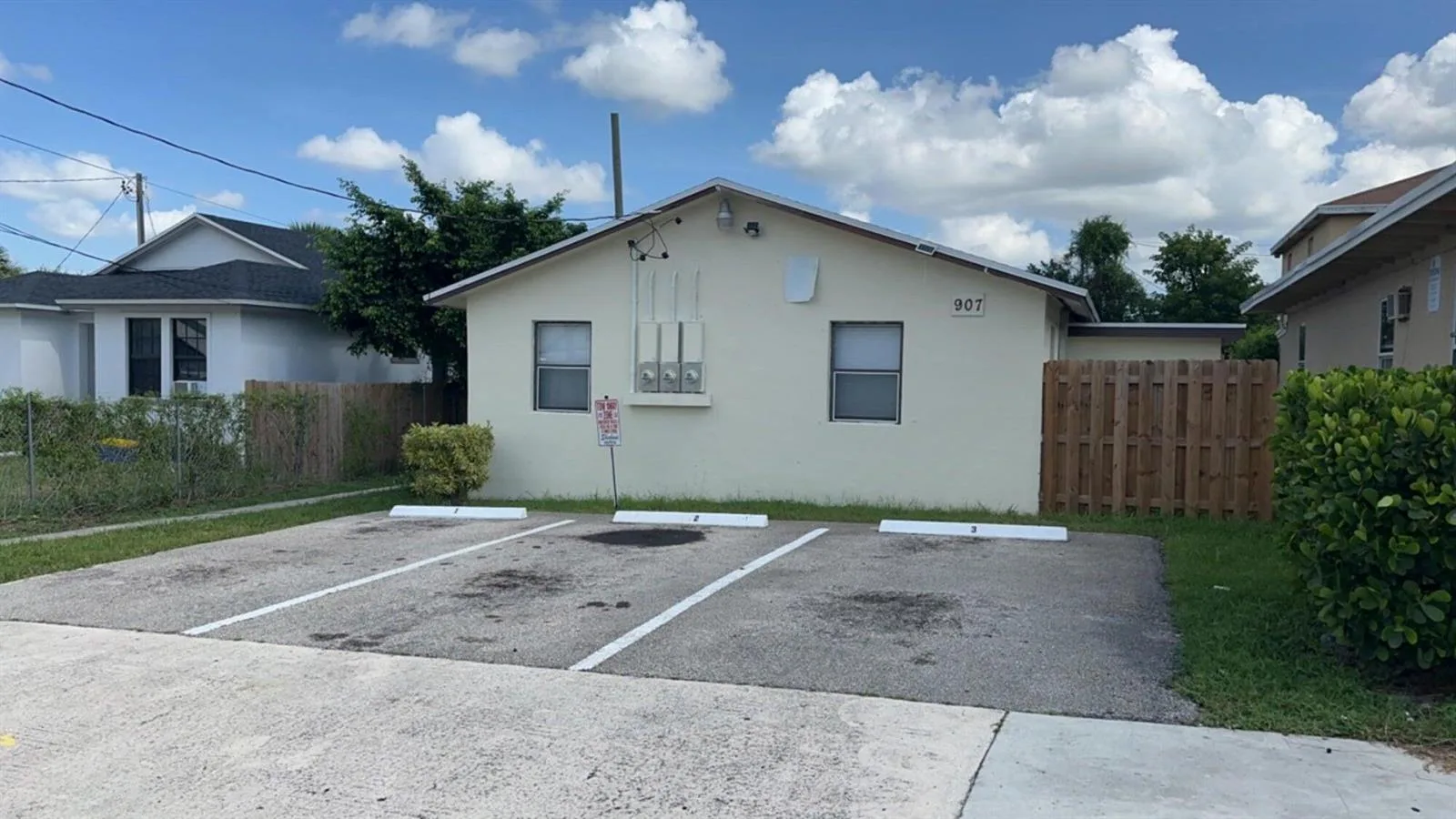 907 8th Street, West Palm Beach, FL 33401