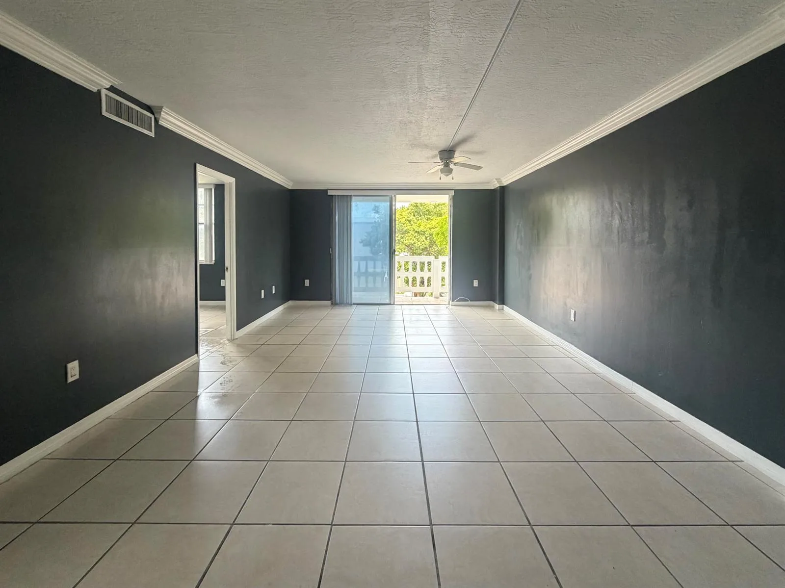 15600 NW 7th Avenue # 303, Miami, FL 33169 photo 4