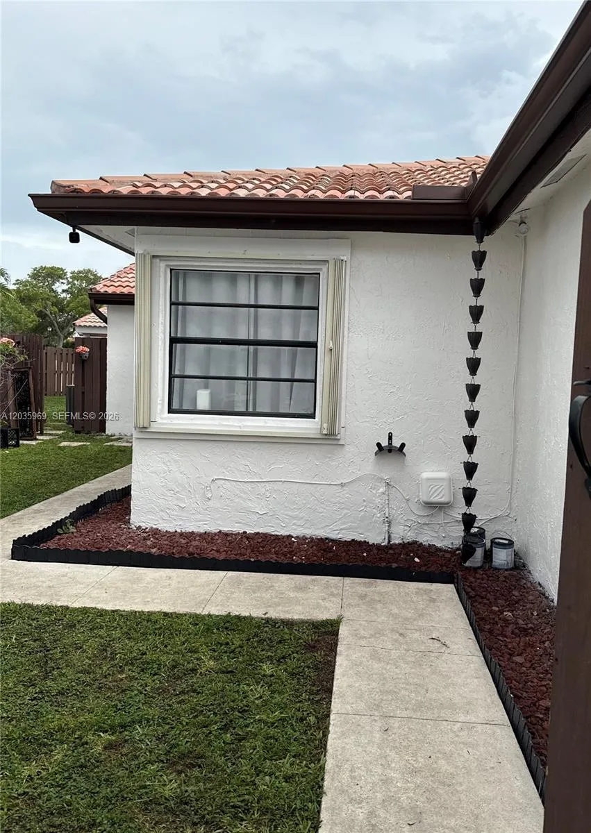 13326 SW 9th Ter, Miami, FL 33184 photo 2