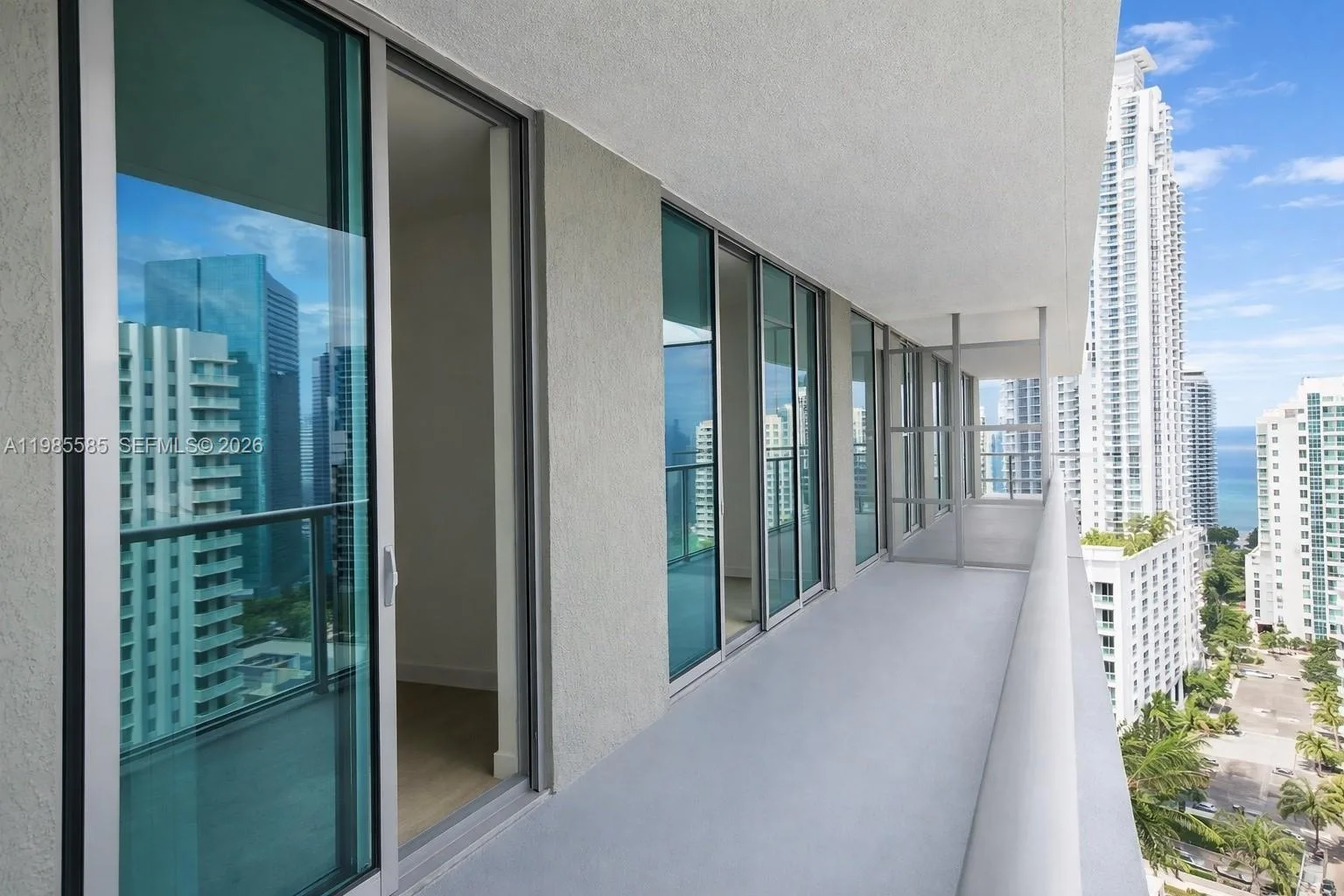1111 SW 1 AV # 2318-N, Miami, FL 33130 photo 4