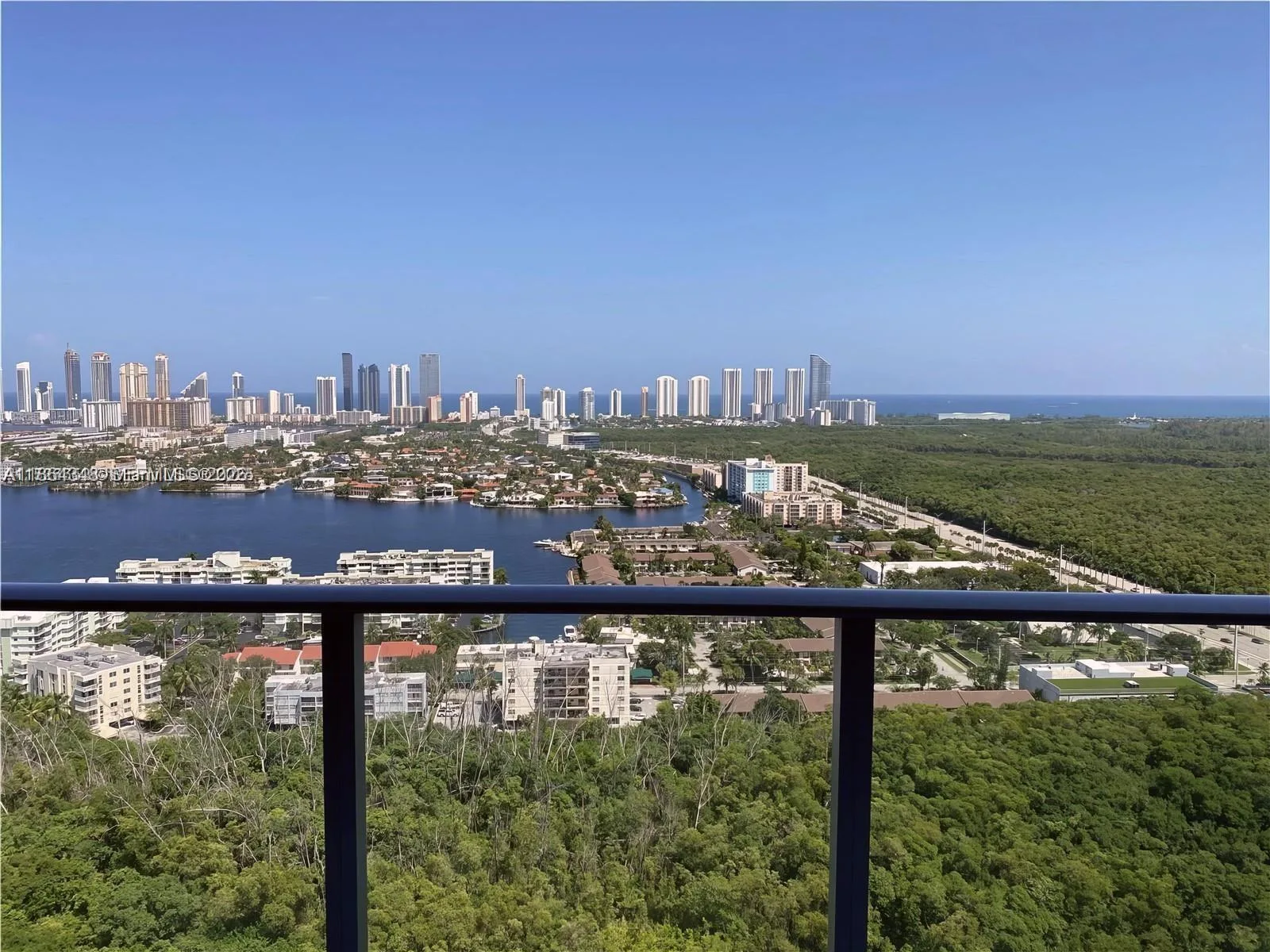 16385 Biscayne Blvd # 2118, North Miami Beach, FL 33160