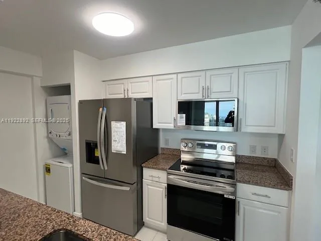 1155 Brickell Bay Dr # 3205, Miami, FL 33131 photo 3