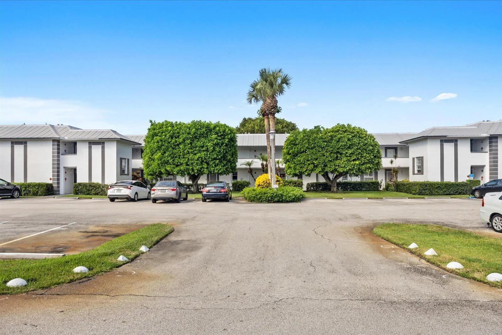 801 SE Central Parkway # 14, Stuart, FL 34994