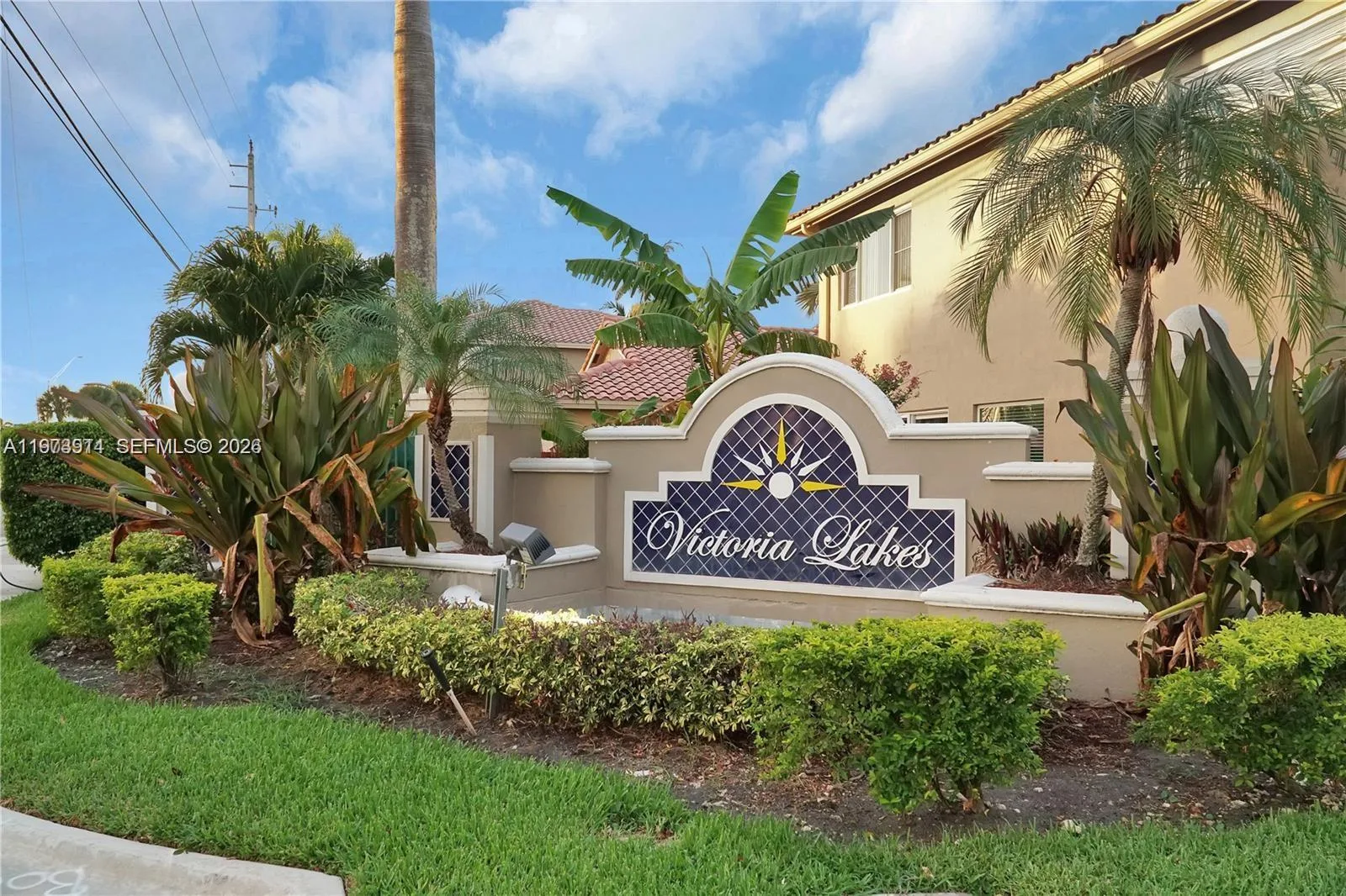 2150 NW 100th Ave, Pembroke Pines, FL 33024 photo 2