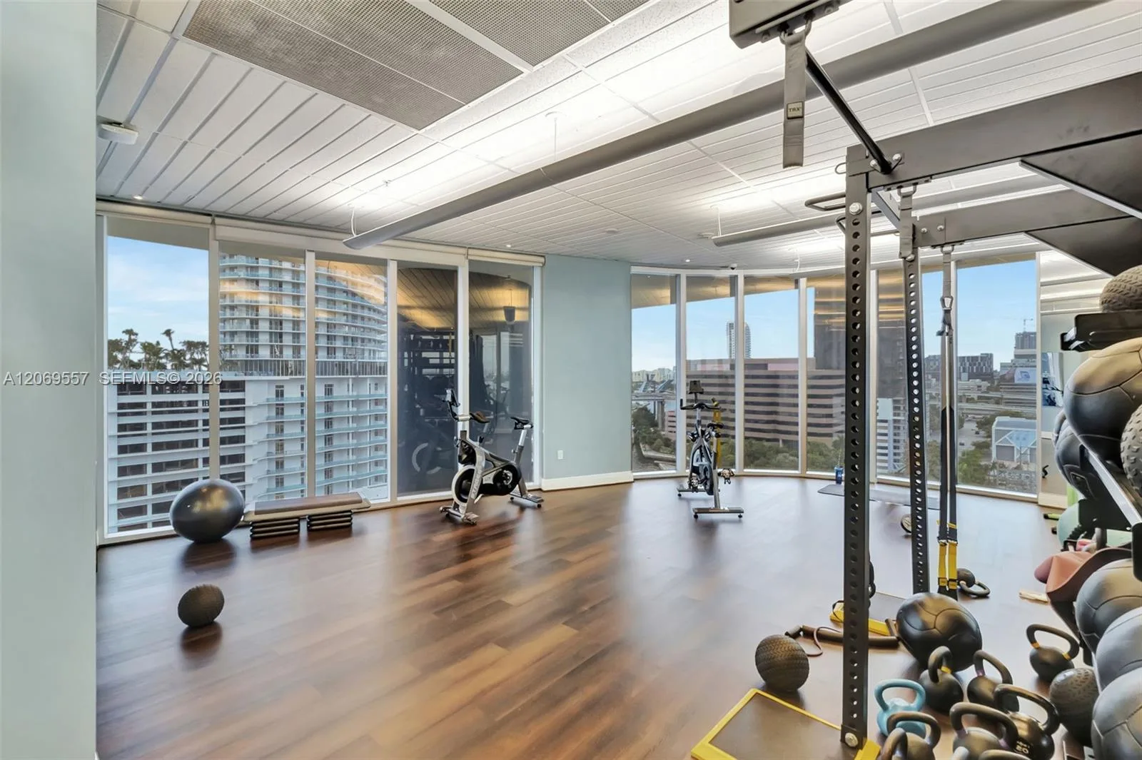 185 SW 7th St # 4100, Miami, FL 33130 photo 11