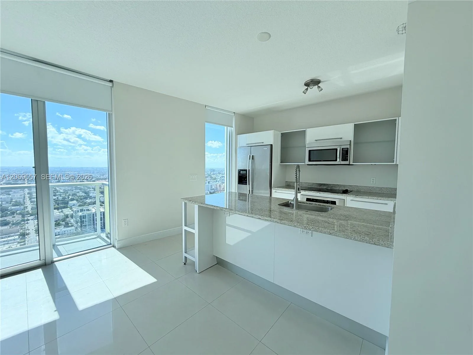 185 SW 7th St # 4100, Miami, FL 33130 photo 5