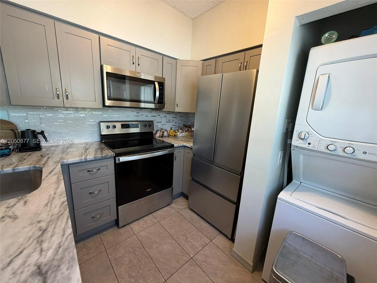 2451 NW 96th Ter # 21B, Pembroke Pines, FL 33024