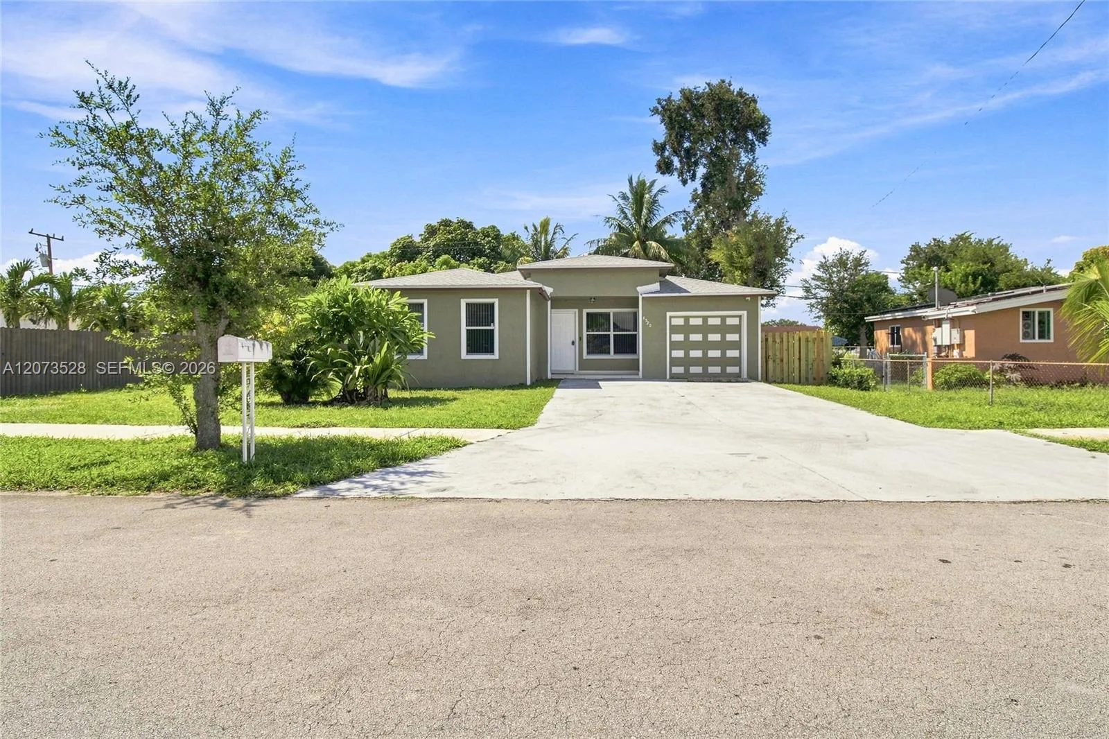 3520 NW 213th Ter, Miami Gardens, FL 33056
