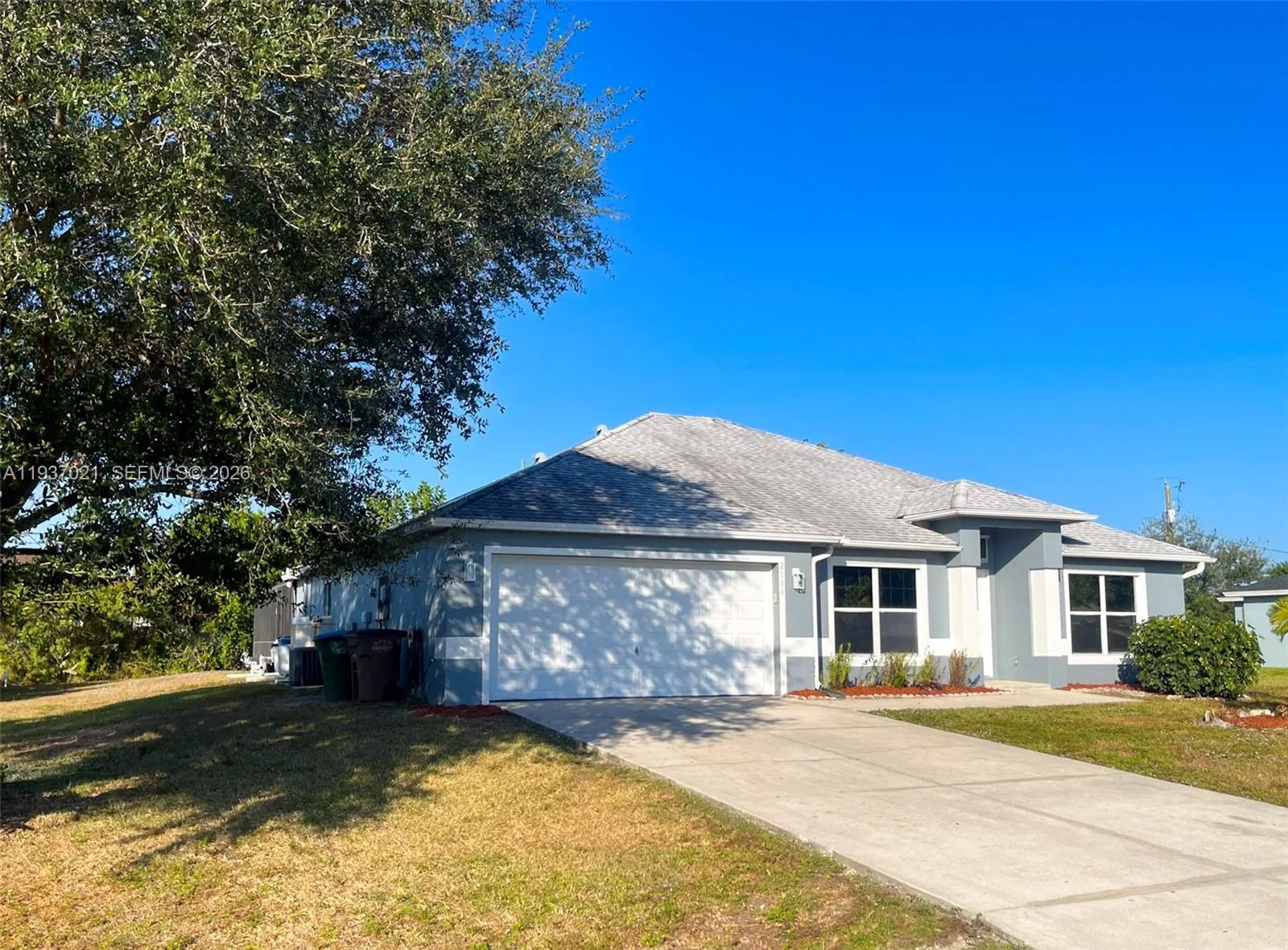 2116 NE 17th AV, Cape Coral, FL 33909 photo 3