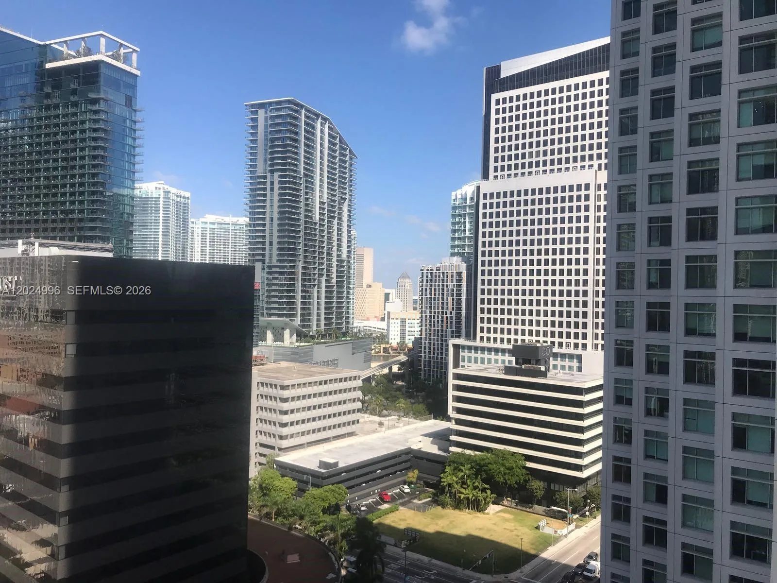 950 Brickell Bay Dr # 2000, Miami, FL 33131