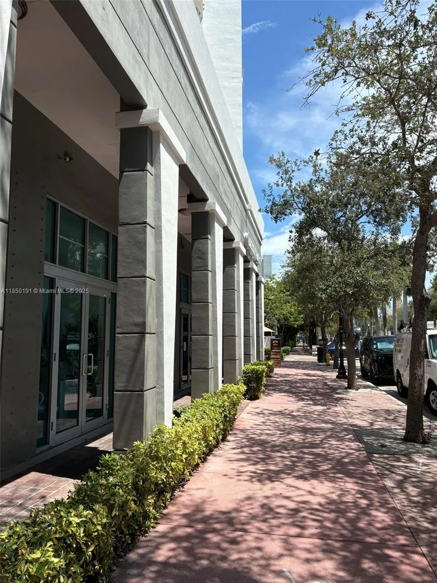 110 Washington Ave # CU-7, Miami Beach, FL 33139