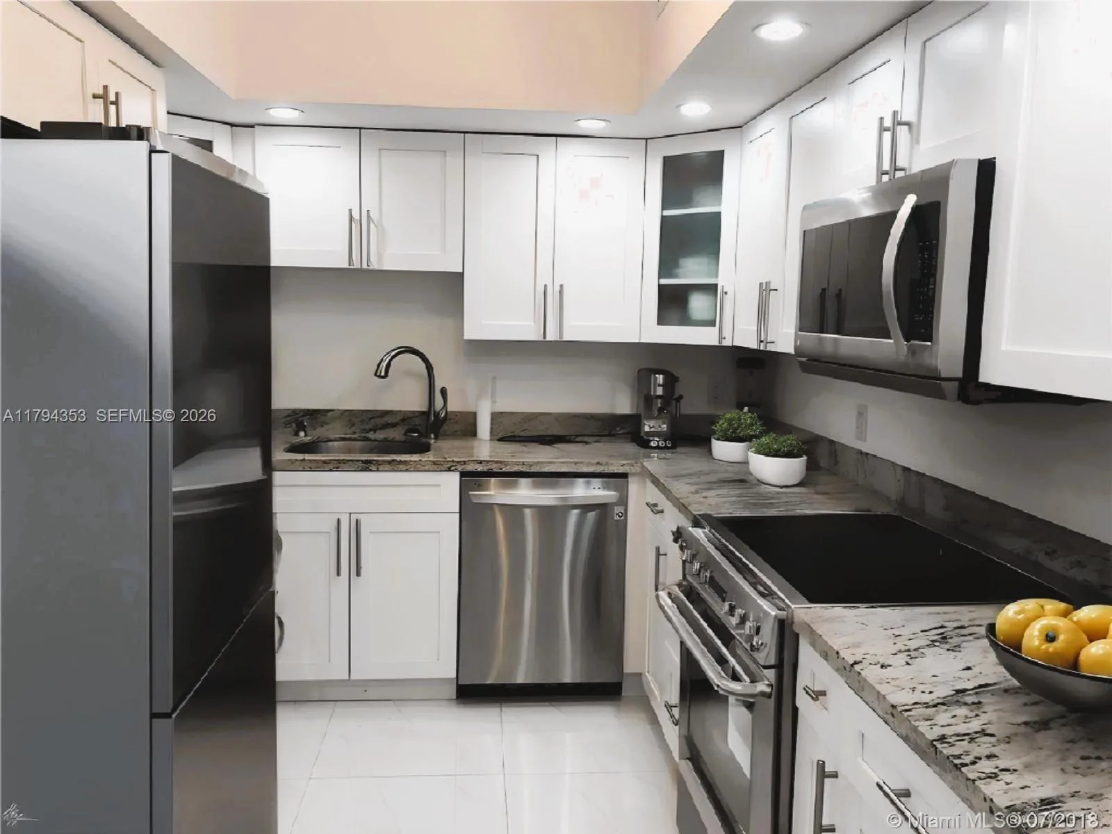 5600 Collins Ave # 7V, Miami Beach, FL 33140 photo 4