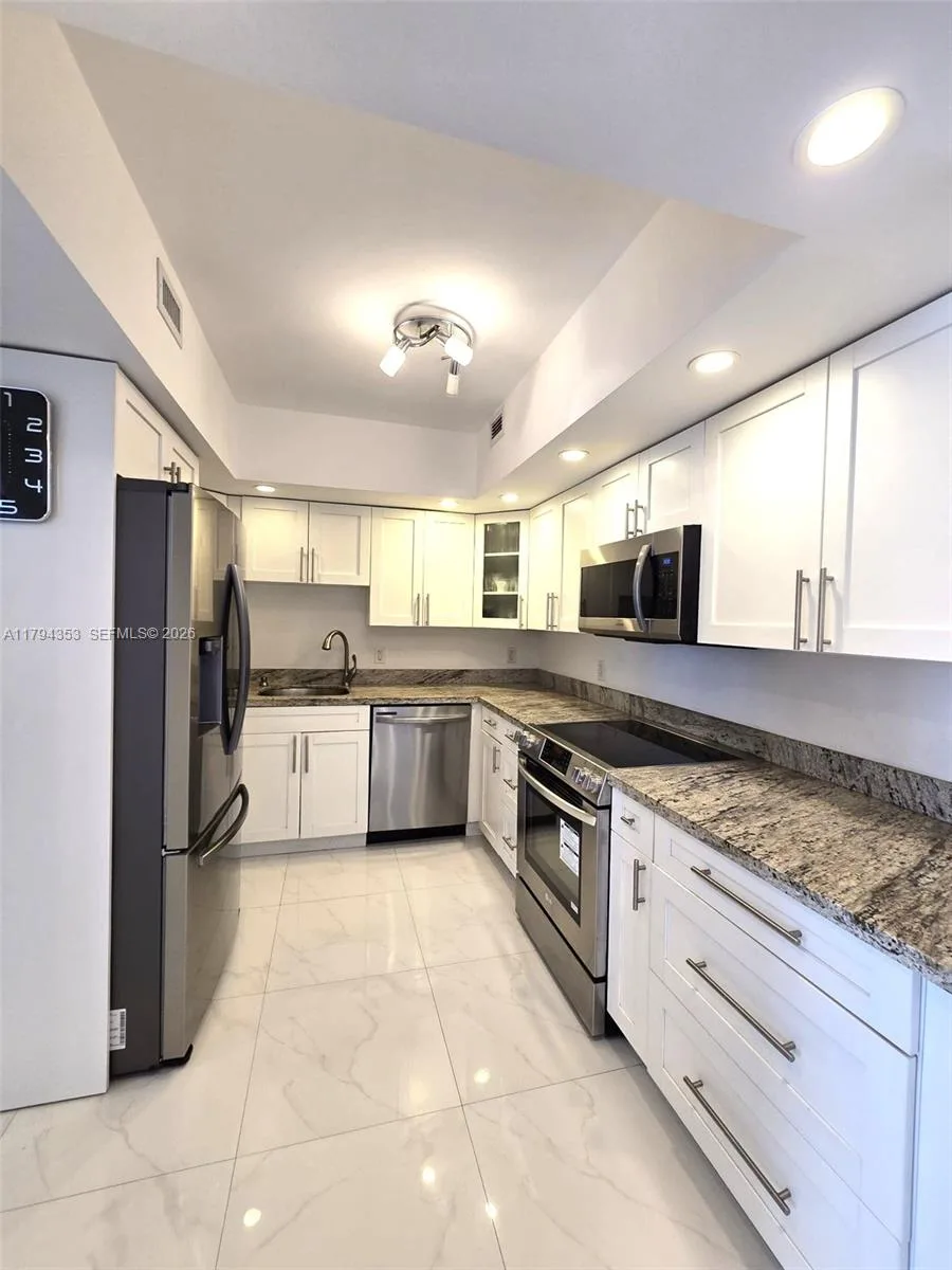 5600 Collins Ave # 7V, Miami Beach, FL 33140 photo 5