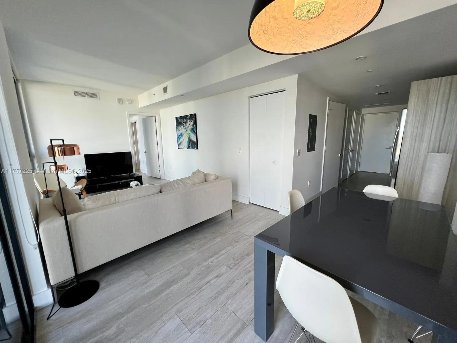 121 NE 34th St # 1915, Miami, FL 33137 photo 5