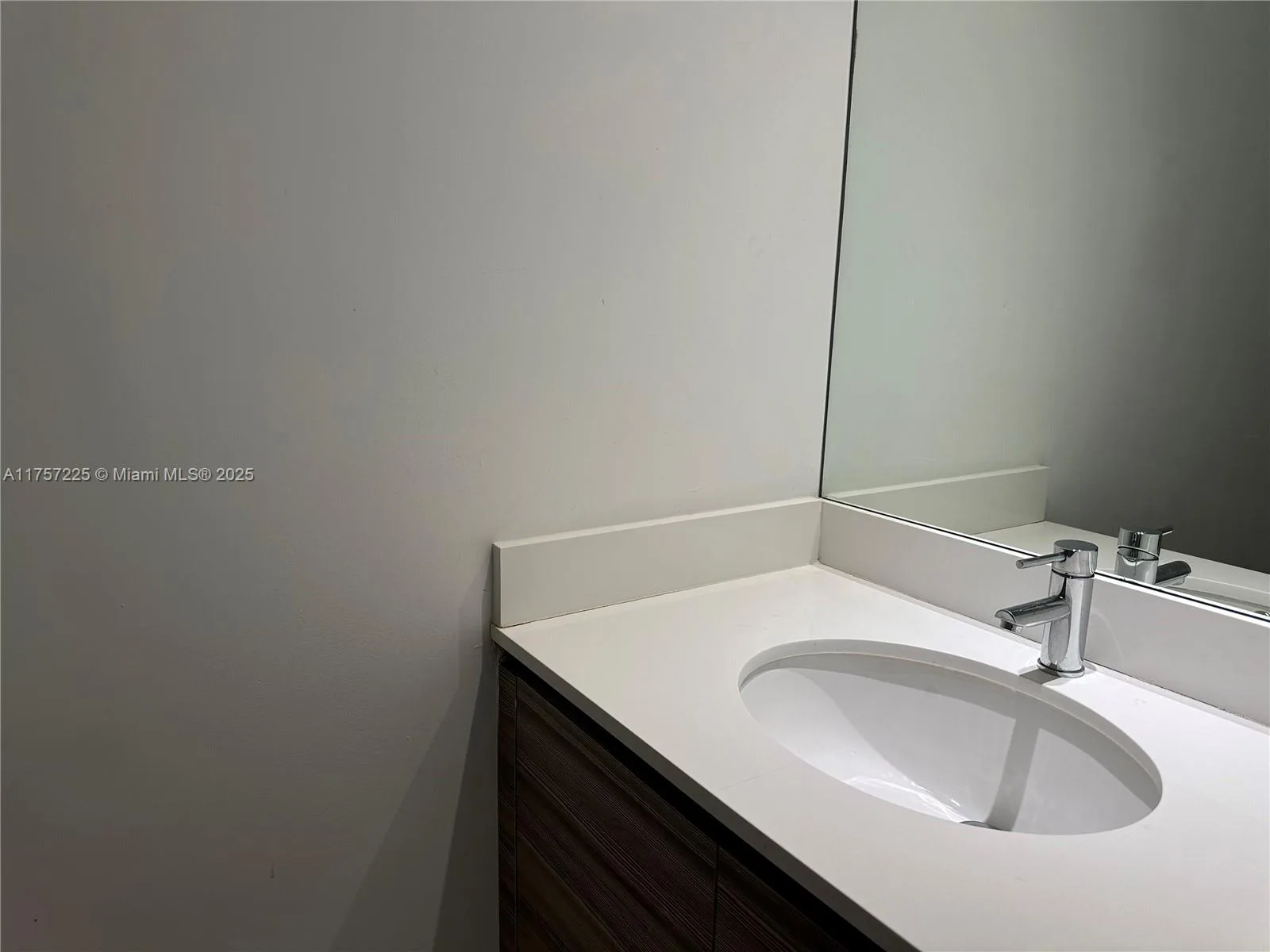 121 NE 34th St # 1915, Miami, FL 33137 photo 9