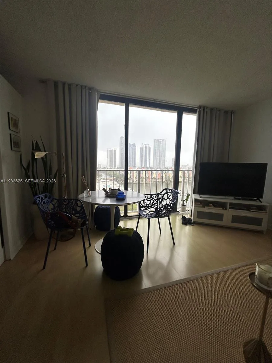 290 174th St # 1715, Sunny Isles Beach, FL 33160 photo 12