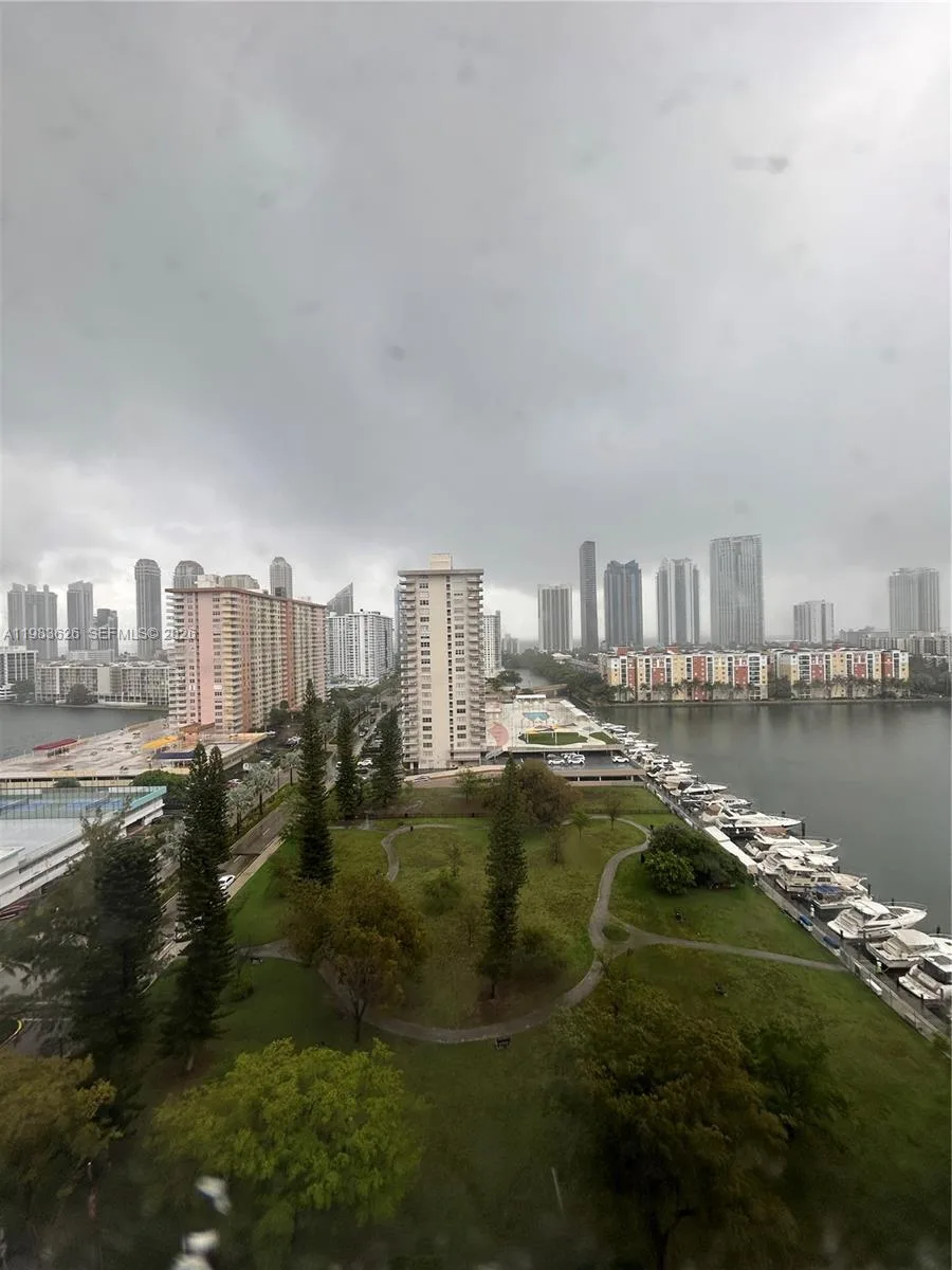 290 174th St # 1715, Sunny Isles Beach, FL 33160 photo 3