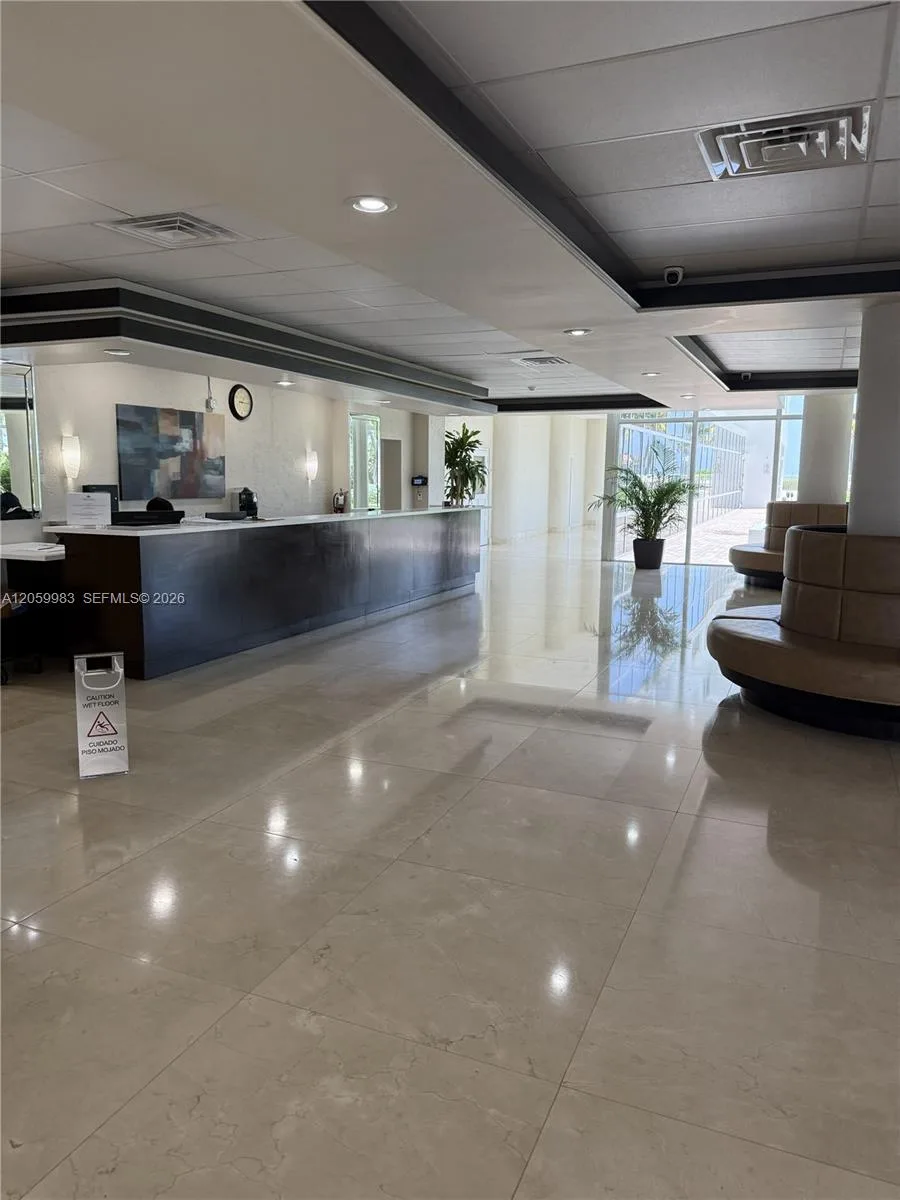 5005 Collins Ave # C2, Miami Beach, FL 33140 photo 7