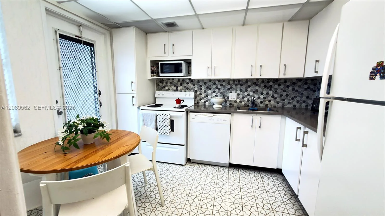 2950 N Palm Aire Dr # 605, Pompano Beach, FL 33069