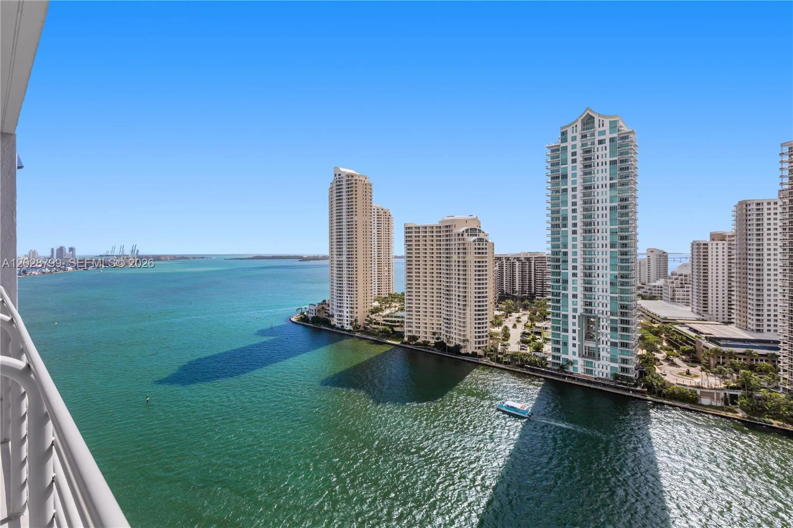 325 S Biscayne Blvd # 2517, Miami, FL 33131
