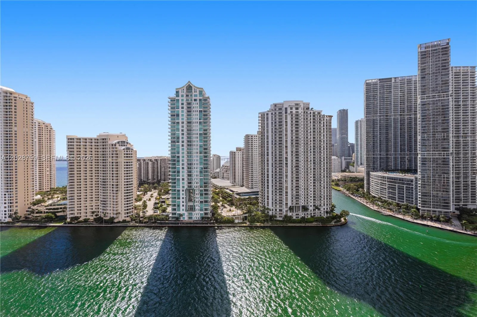 325 S Biscayne Blvd # 2517, Miami, FL 33131 photo 2