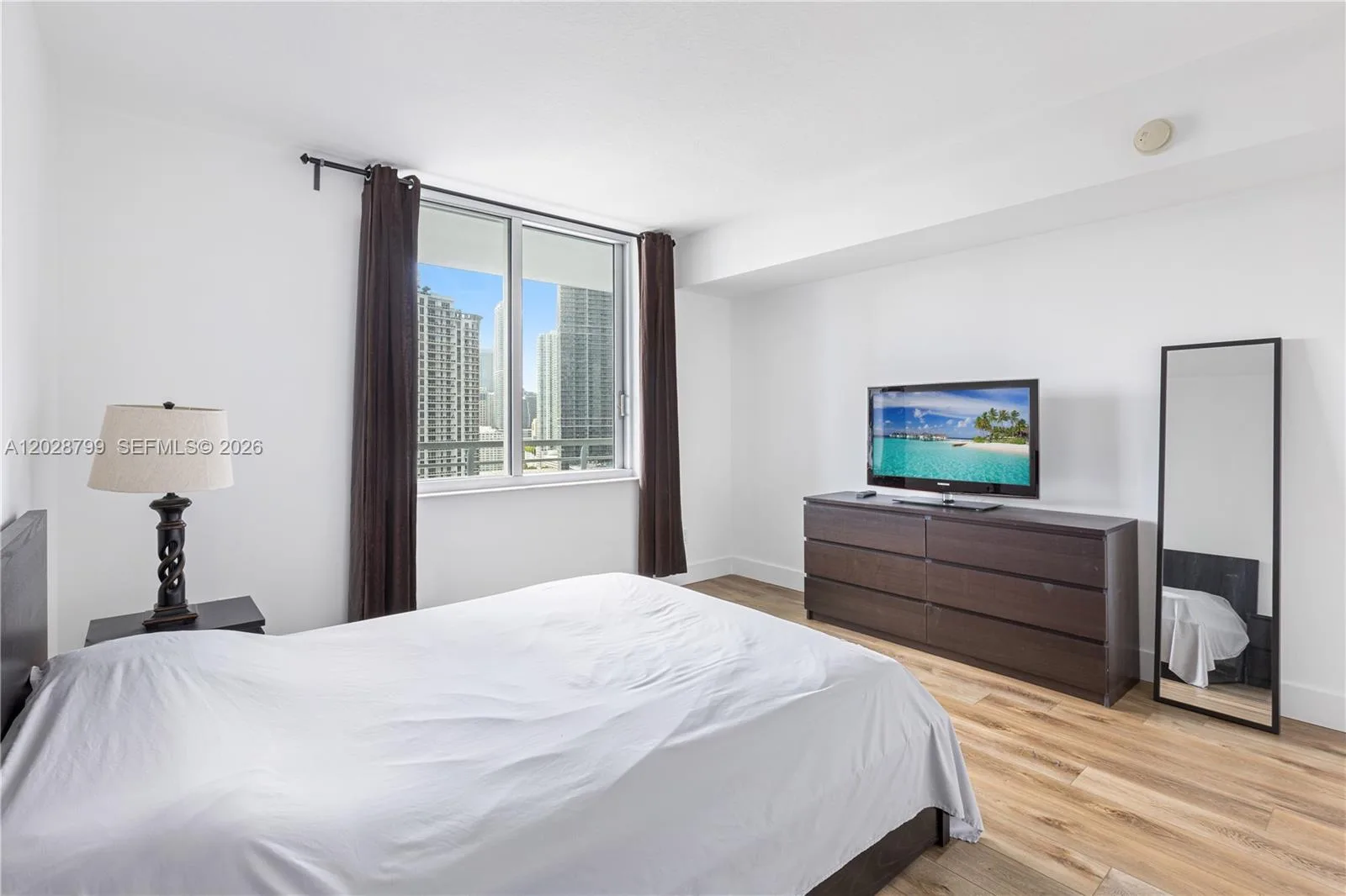 325 S Biscayne Blvd # 2517, Miami, FL 33131 photo 6