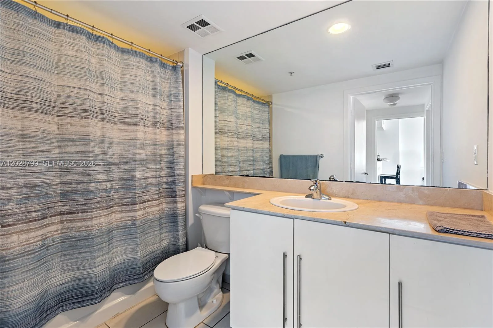 325 S Biscayne Blvd # 2517, Miami, FL 33131 photo 9