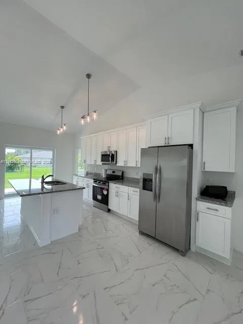 475 Sunset Rd N, Punta Gorda, FL 33947