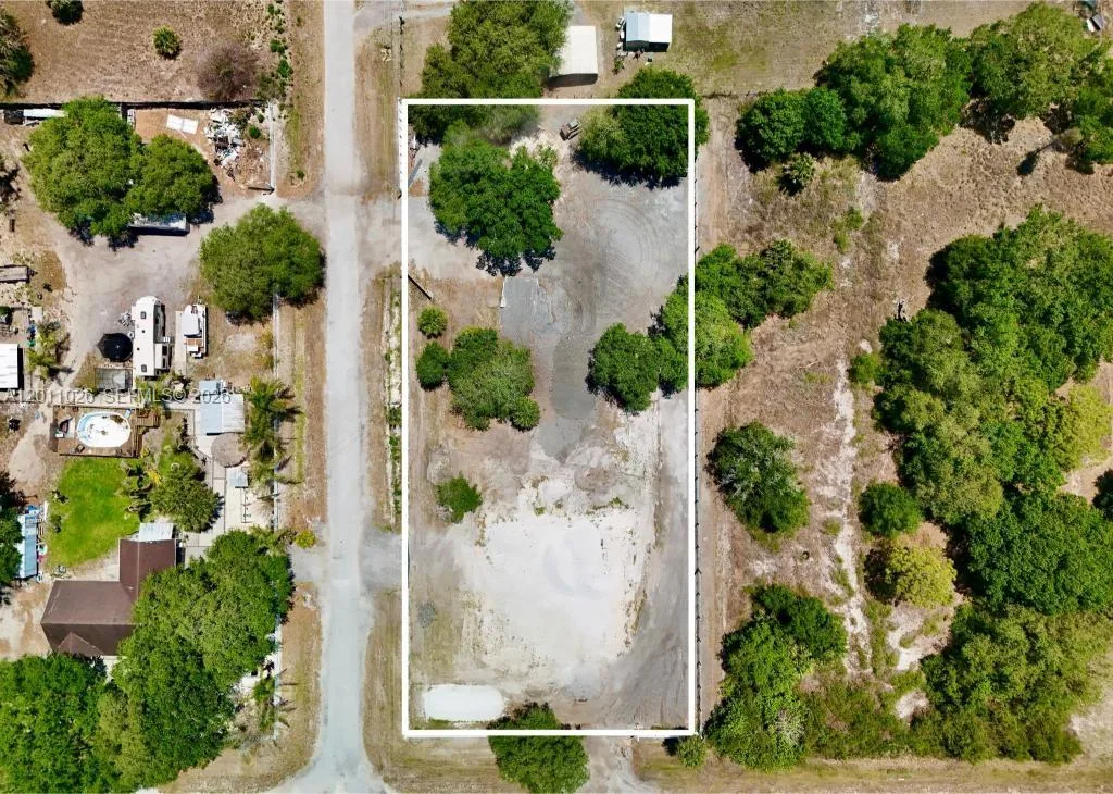 242 BALD CYPRESS AVE, Clewiston, FL 33440