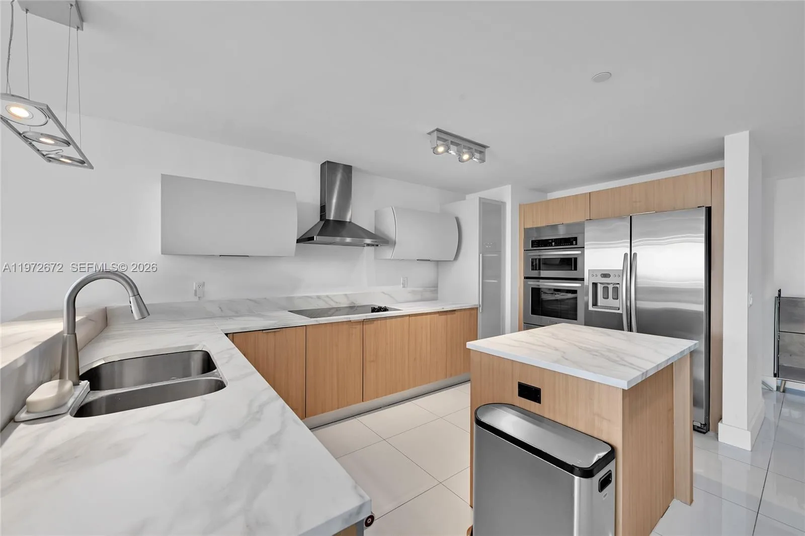 2950 NE 188th St # 534, Aventura, FL 33180 photo 4