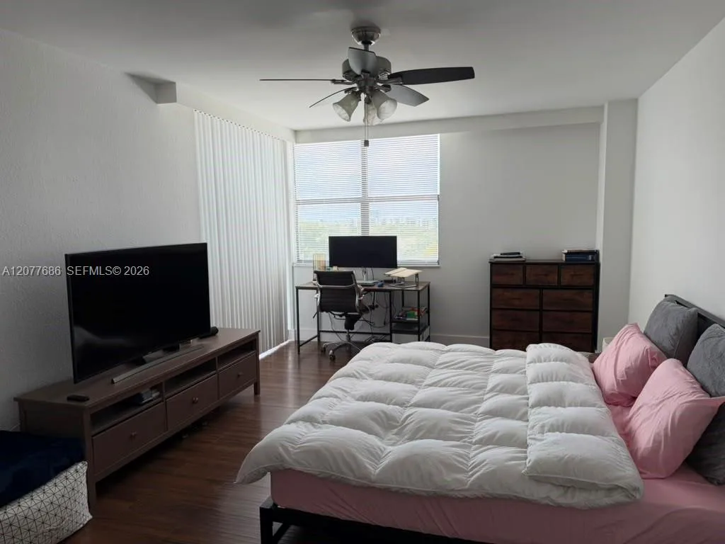 3375 N Country Club Dr # 607, Aventura, FL 33180 photo 12