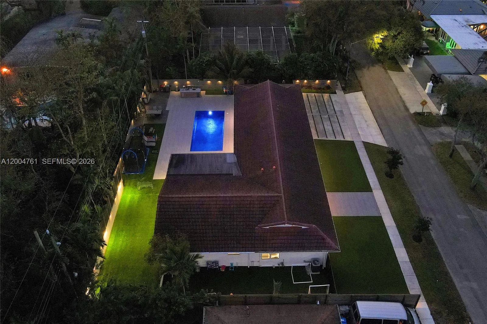 2126 NE 187th St, North Miami Beach, FL 33179 photo 10