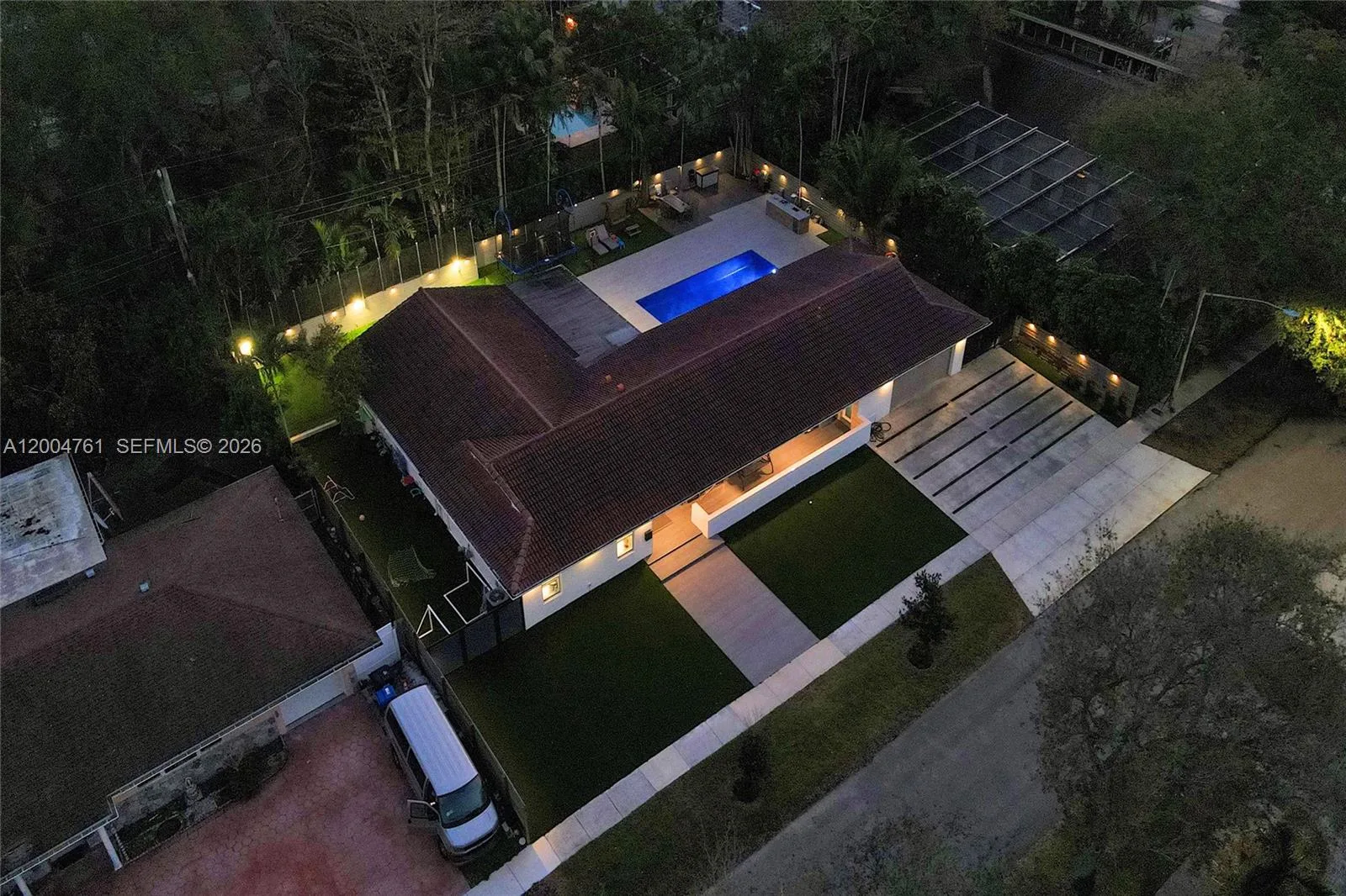 2126 NE 187th St, North Miami Beach, FL 33179 photo 11