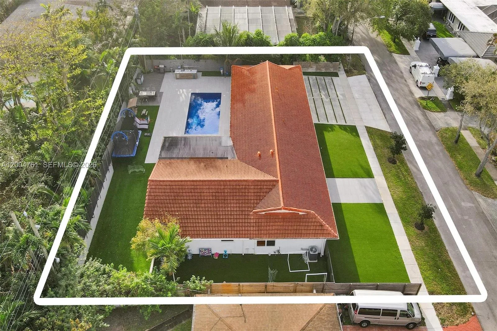 2126 NE 187th St, North Miami Beach, FL 33179 photo 13