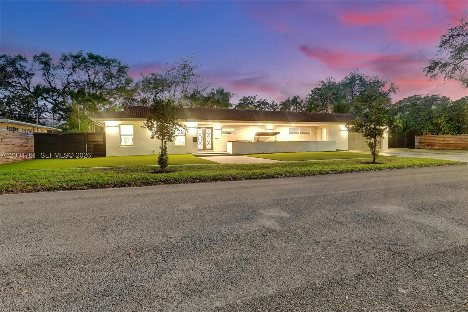 2126 NE 187th St, North Miami Beach, FL 33179 photo 4