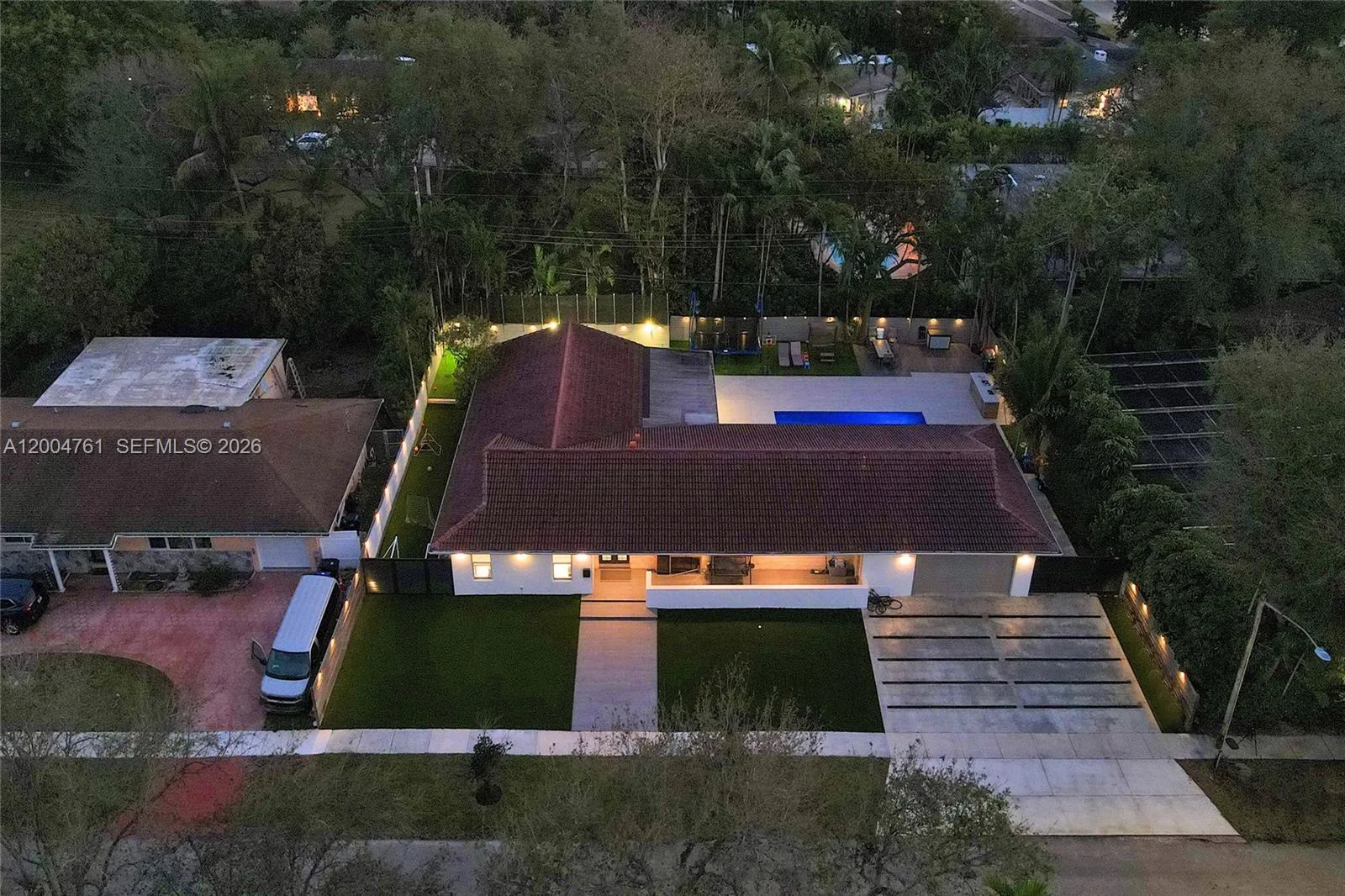 2126 NE 187th St, North Miami Beach, FL 33179 photo 8