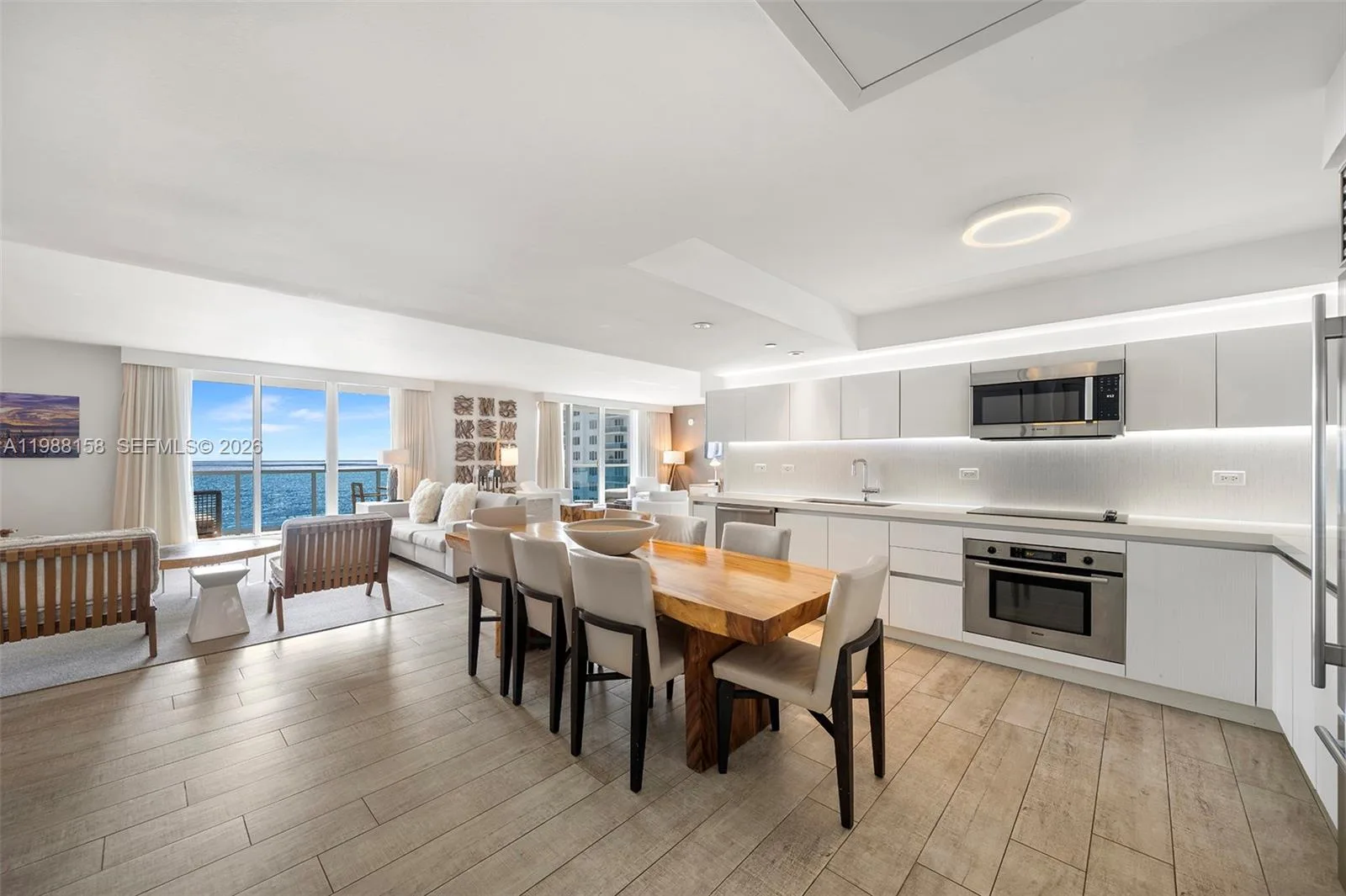 102 24th St # 1040, Miami Beach, FL 33139 photo 7