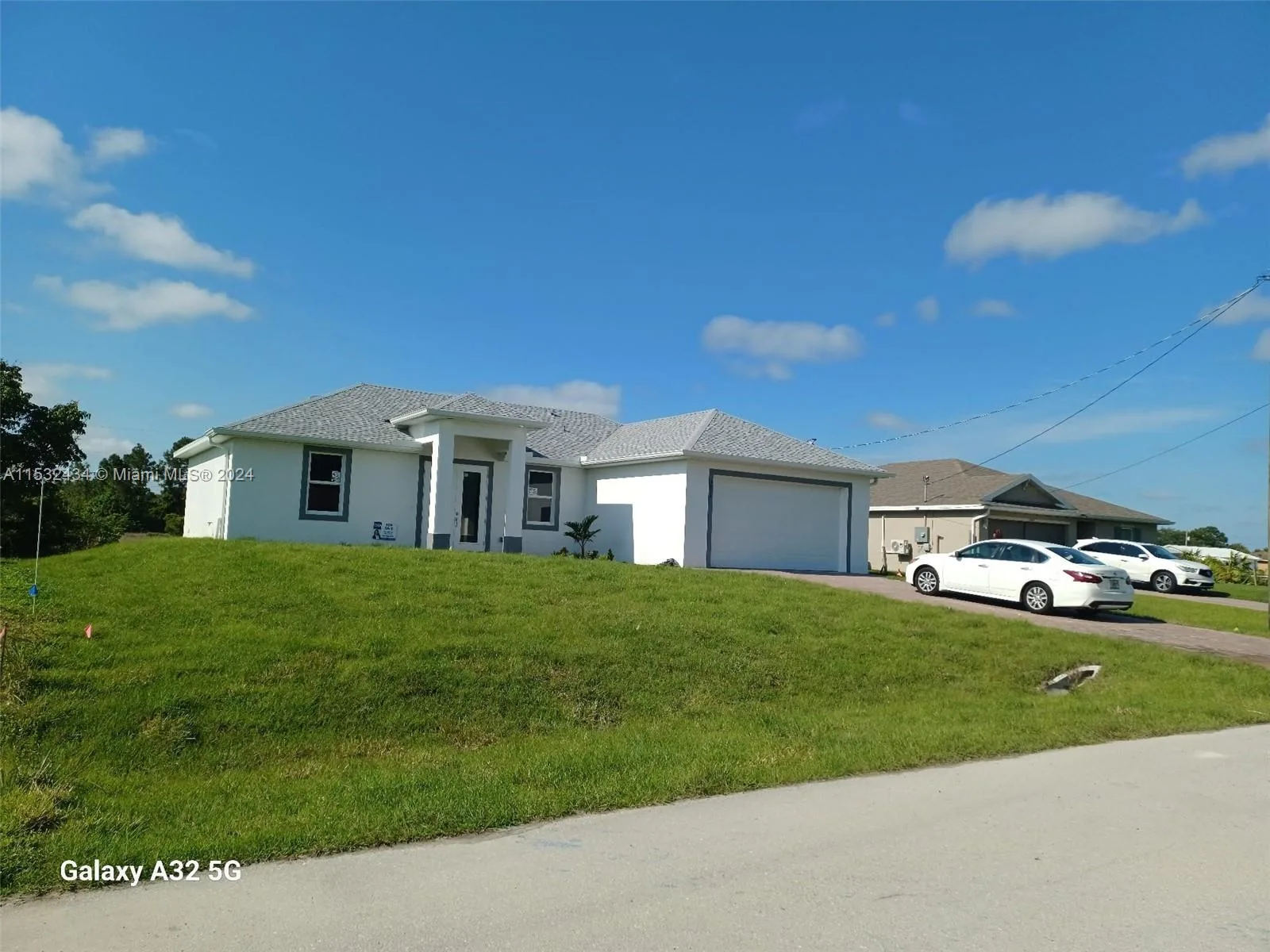 3813 SW 34th ST, Lehigh Acres, FL 33976 photo 2