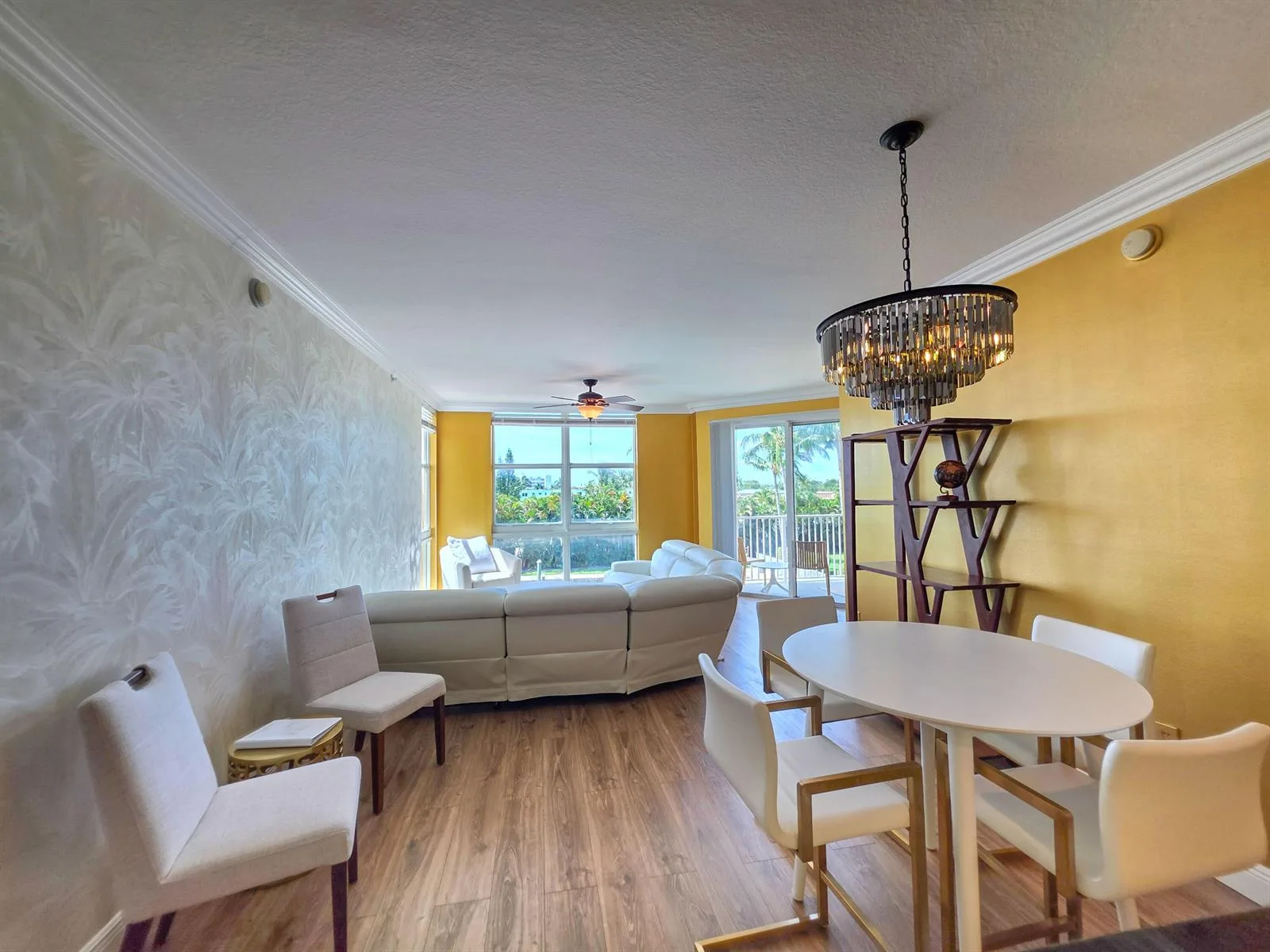 806 E Windward Way # 323, Lantana, FL 33462 photo 2