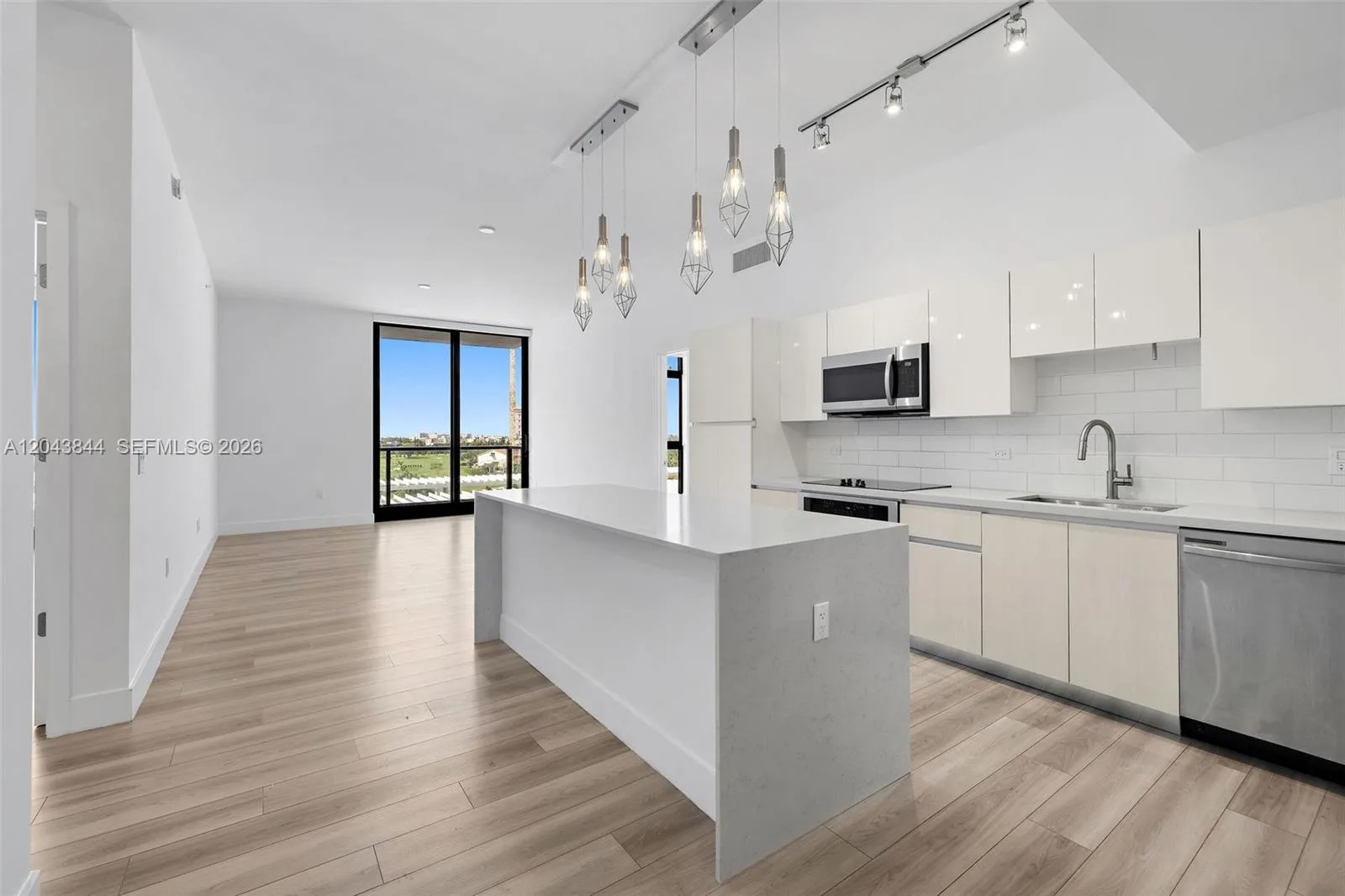 101 Diplomat Pkwy # 2009, Hallandale Beach, FL 33009