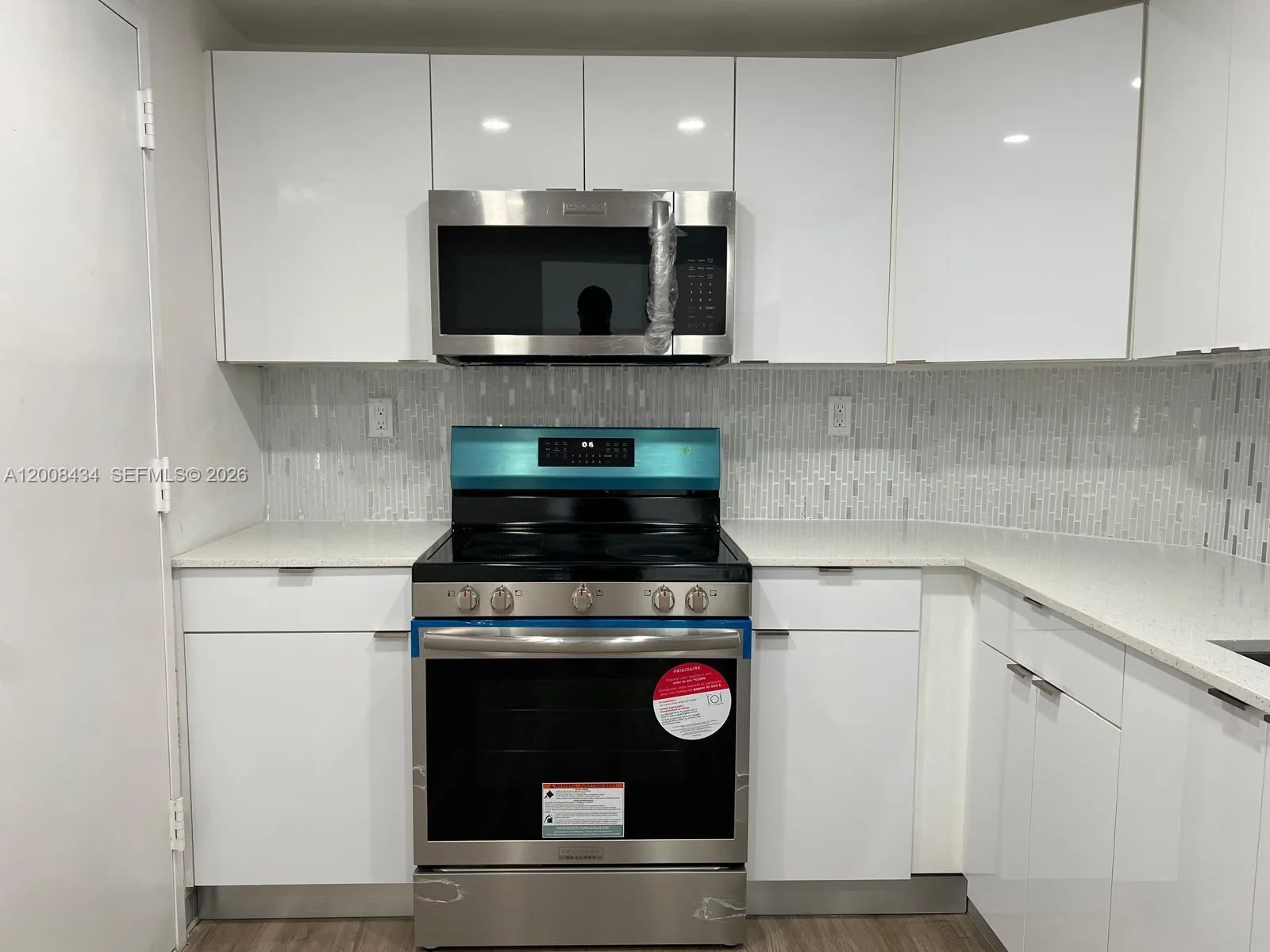 500 Bayview Dr # 1120, Sunny Isles Beach, FL 33160 photo 5