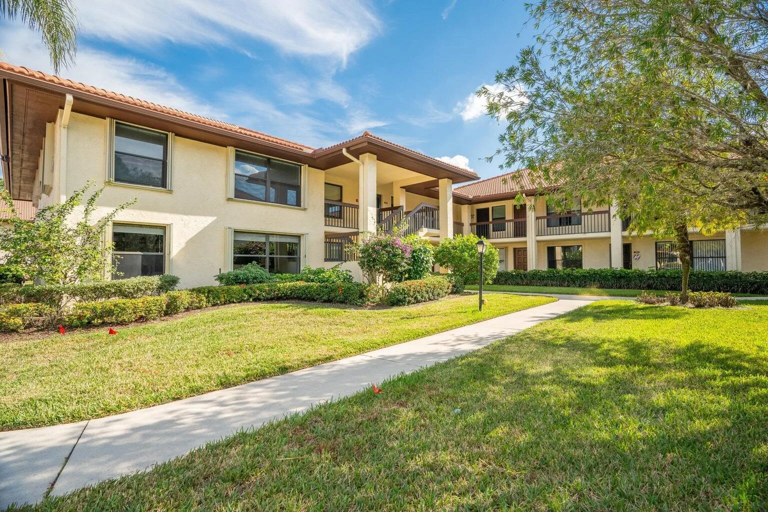 450 SW South River Drive # 207, Stuart, FL 34997