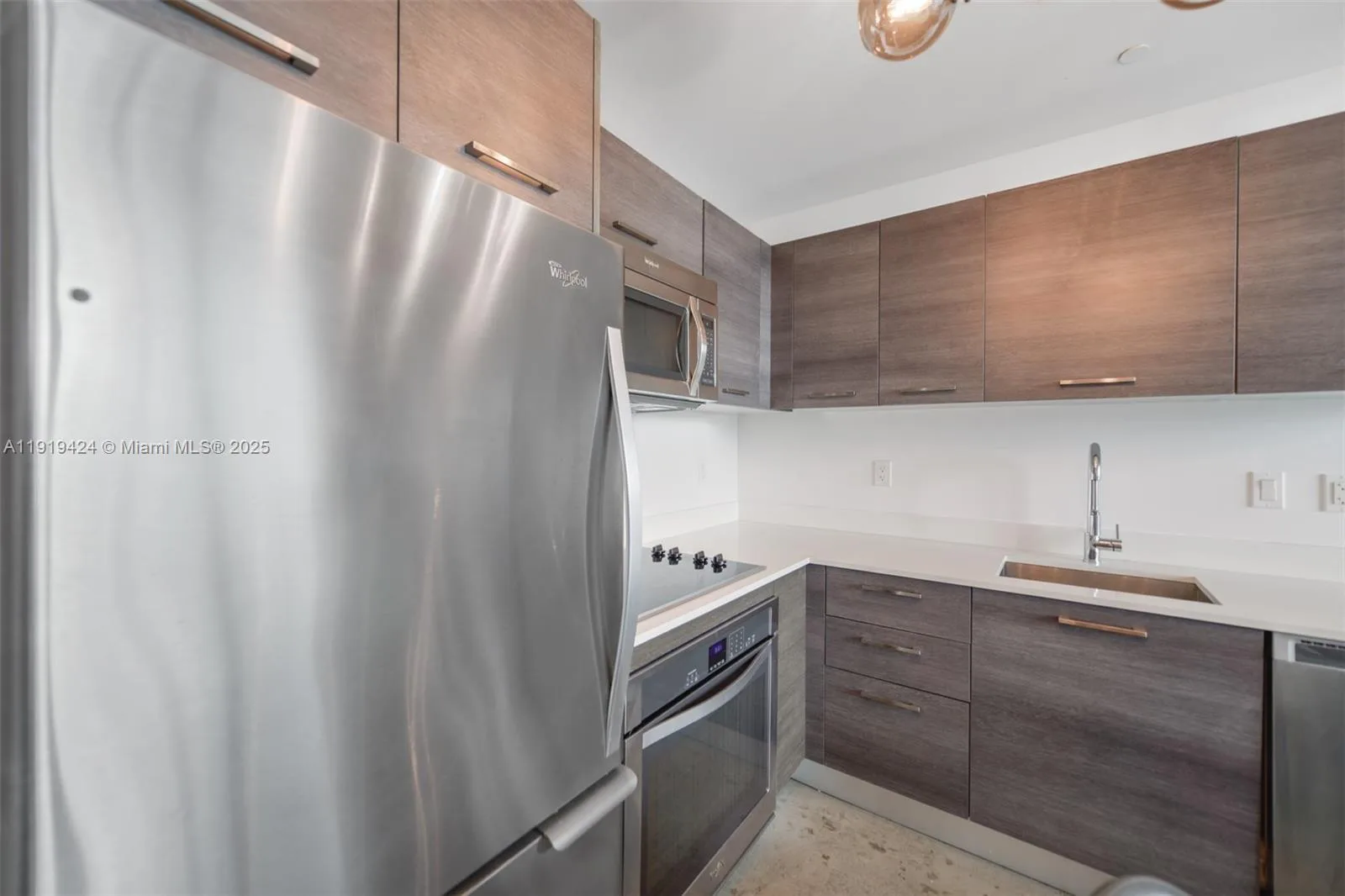 151 SE 1st St # 3403, Miami, FL 33131 photo 6