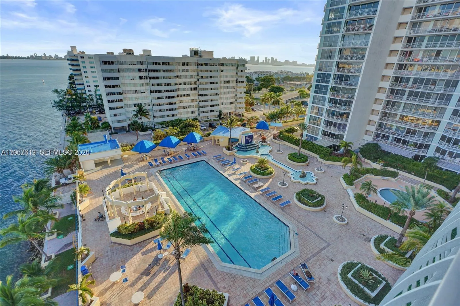 7601 E Treasure Dr # 902, North Bay Village, FL 33141 photo 5