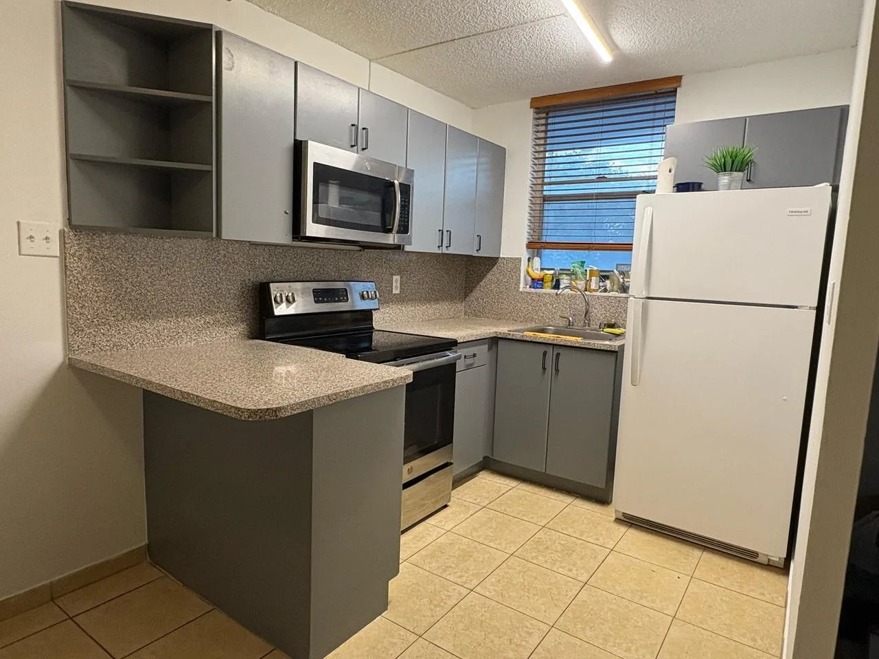 1801 S Treasure Drive # 312a, North Bay Village, FL 33141