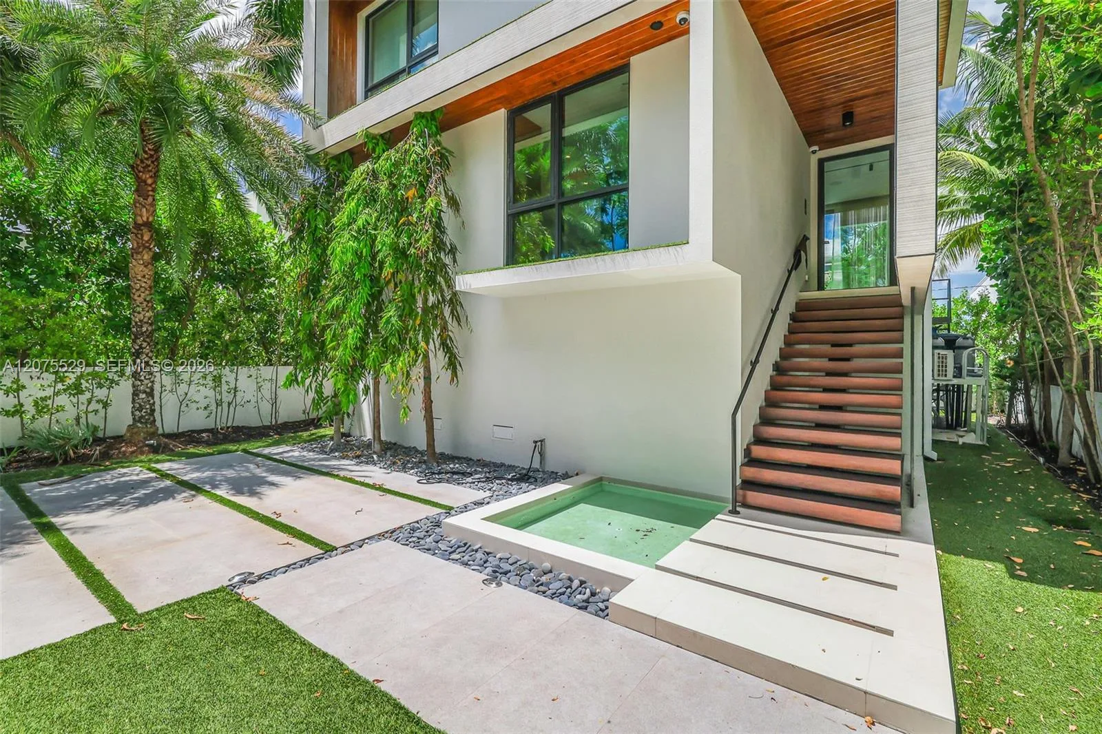 288 Palm Ave, Miami Beach, FL 33139 photo 3